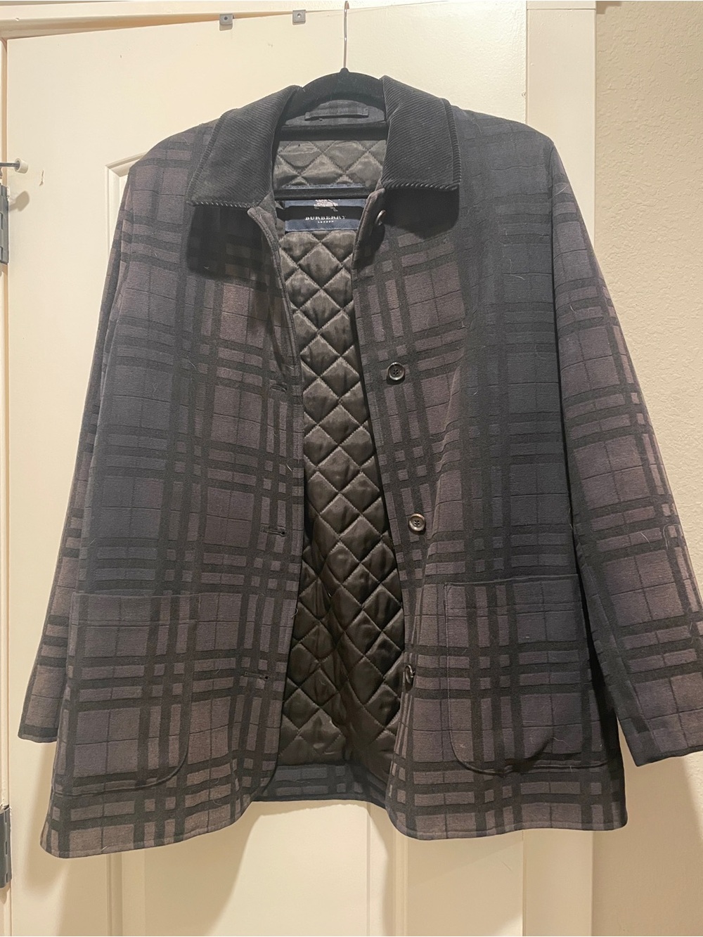 Burberry Classic Quilted-Back/Gray Plaid Jacket